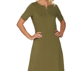 Essentials Regular Split V-Neck Knit Maxi Dress